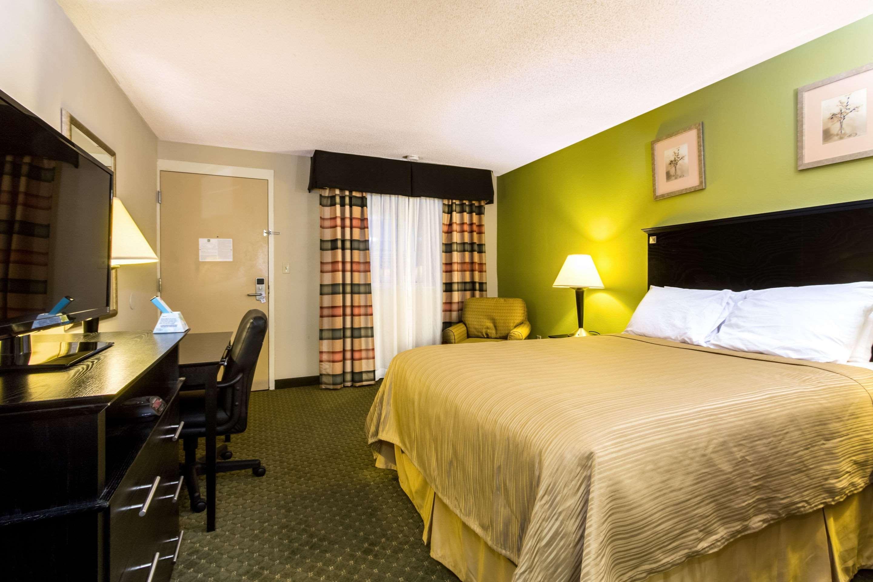 Quality Inn & Suites Moline - Quad Cities Εξωτερικό φωτογραφία
